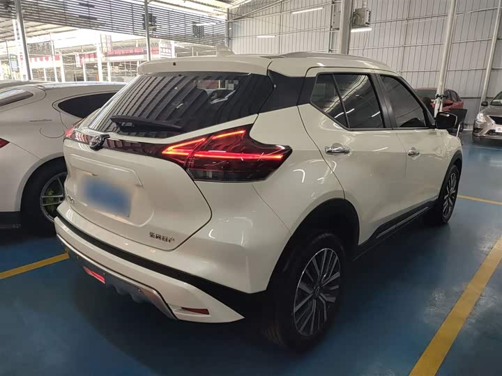 Nissan Kicks 2023 2023款 劲情版 1.5L 应有「劲」有 时尚版