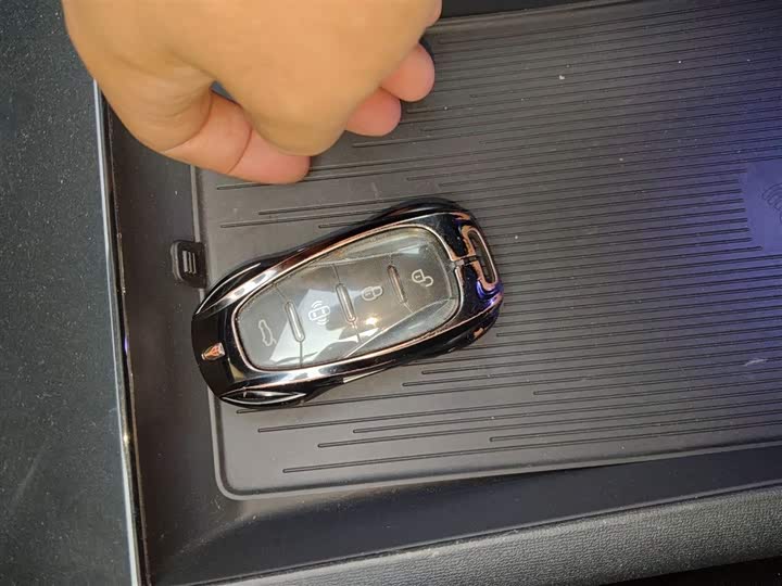 Hongqi EH7 2024 2024款 690 Pro