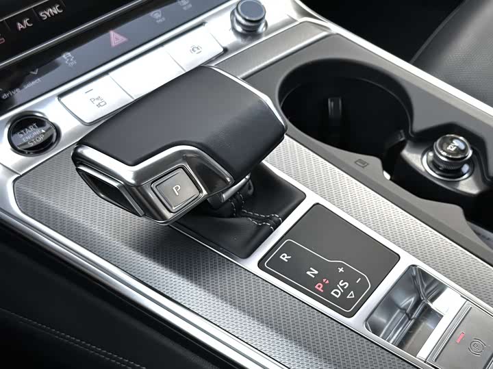 Audi A6 2024 2024款 allroad quattro 55 TFSI 尊享越野型