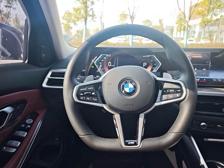 BMW 3 Series 2025 2025款 330Li M运动曜夜套装