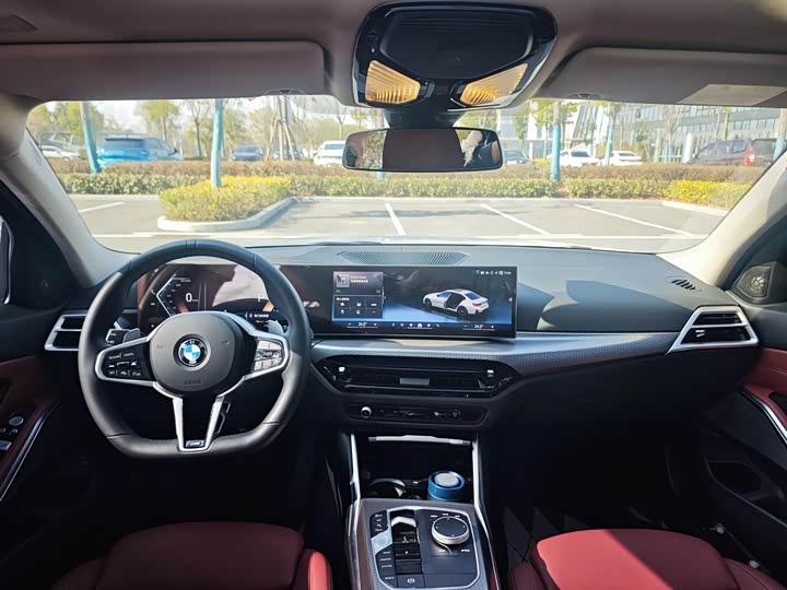 BMW 3 Series 2025 2025款 330Li M运动曜夜套装