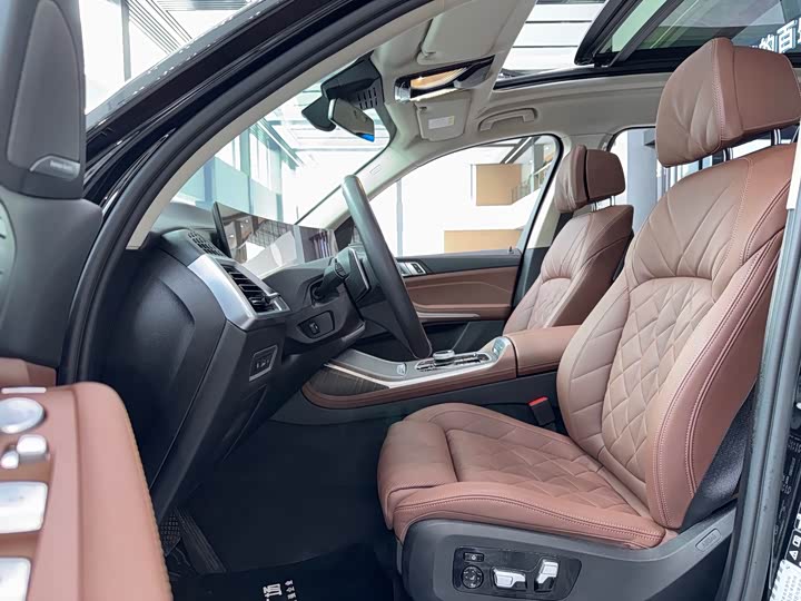 BMW X7 2023 2023款 xDrive40i 领先型豪华套装