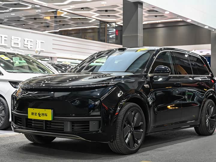 LiXiang L9 2025 2025款 Ultra 智能焕新版