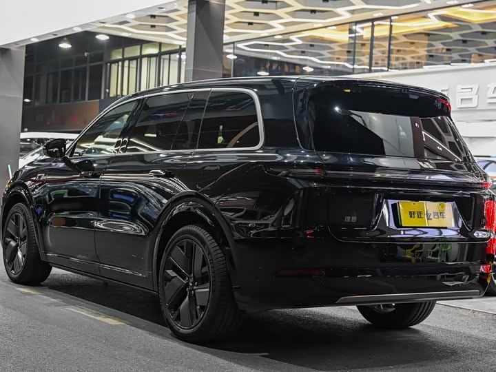 LiXiang L9 2025 2025款 Ultra 智能焕新版