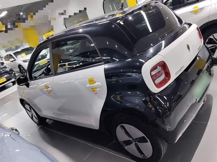 Ora Black Cat 2022 2022款 301km 萌宠版 磷酸铁锂