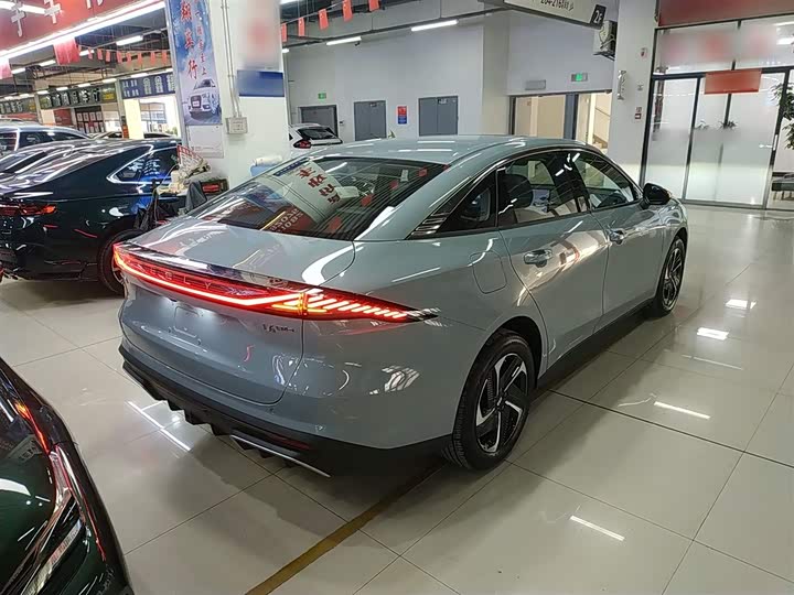 Geely Galaxy L6 2025 2025款 EM-i 140km 探索+版