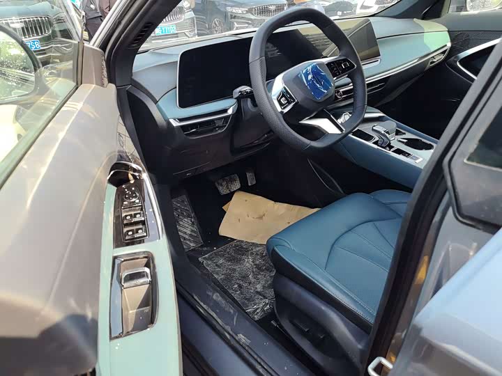 MG Motor 7 2025 2025款 1.5T 300 DCT豪华版