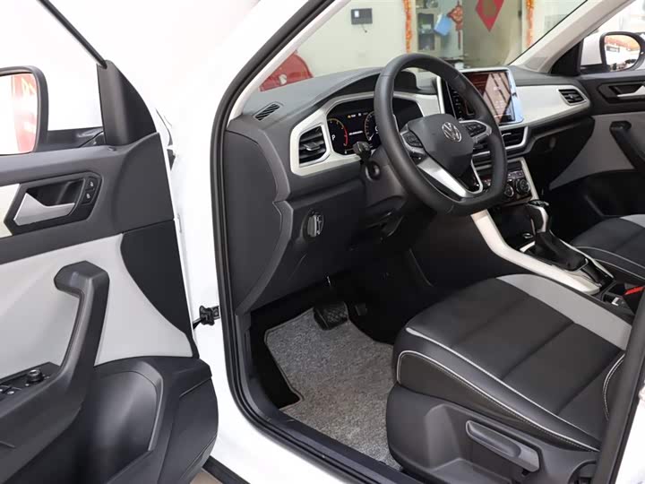 Volkswagen T-Roc 2023 2023款 280TSI DSG两驱时光版