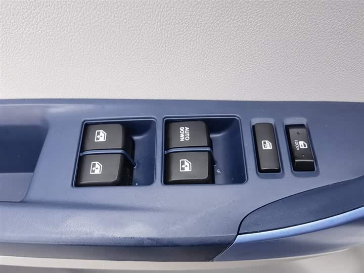 Changan BenBen E-Star 2022 2022款 清心版 多彩款 磷酸铁锂