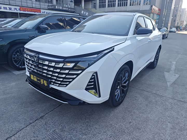 Changan UNI-Z 2025 2025款 1.5T 豪华型