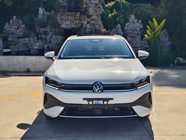 2026 Volkswagen Sagitar L