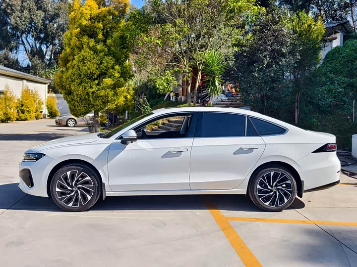 Volkswagen Sagitar L 2026 2026款 L 300TSI DSG 豪华型