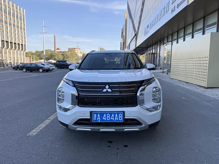 Mitsubishi Outlander 2023 2023款 1.5T CVT四驱尊享版 5座