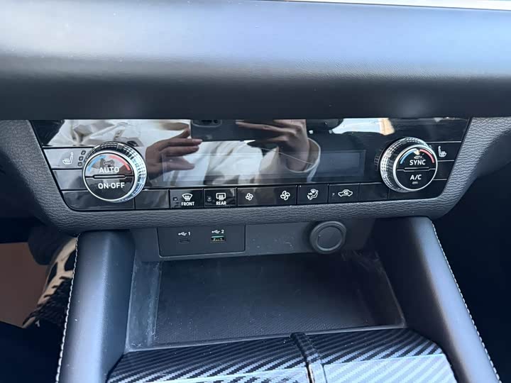 Mitsubishi Outlander 2023 2023款 1.5T CVT四驱尊享版 5座