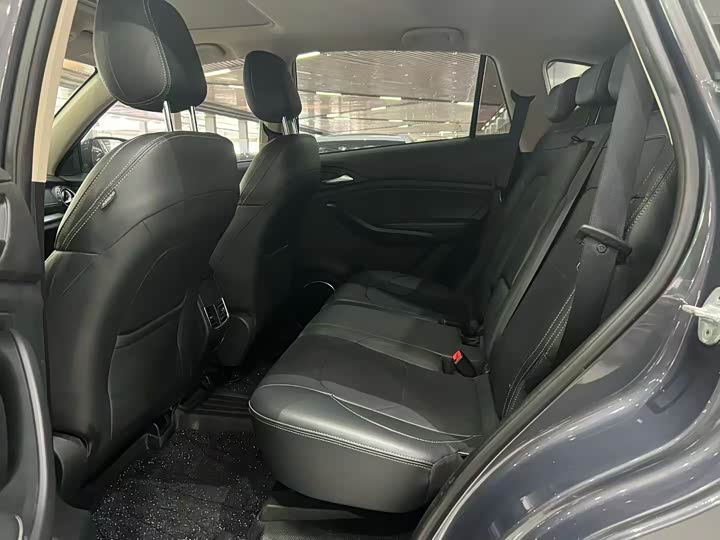 BYD Song 2021 2021款 经典版 1.5T 自动精英型