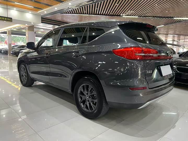 BYD Song 2021 2021款 经典版 1.5T 自动精英型