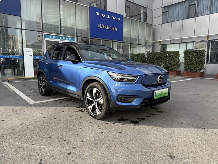 Volvo XC40 EV 2021 2021款 P8 纯电 四驱智雅运动版