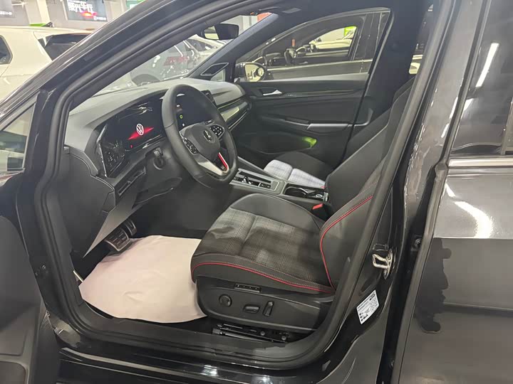 Volkswagen Golf GTI 2021 2021款 改款 380TSI DSG GTI