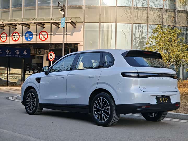 Leapmotor B10 2025 2025款 510舒享版