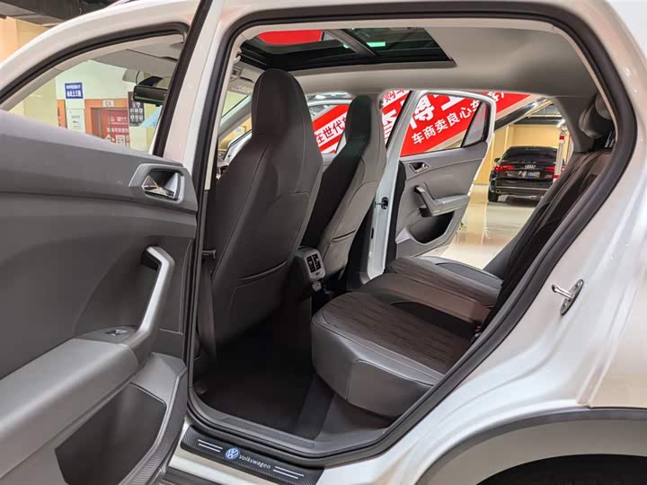 Volkswagen T-Cross 2023 2023款 300TSI DSG舒适版