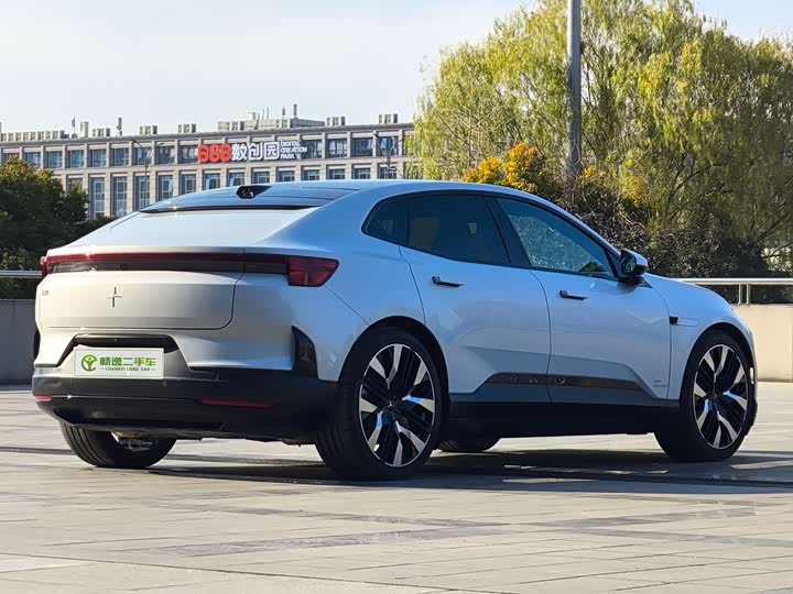 Polestar 4 2023 2023款 双电机长续航PLUS