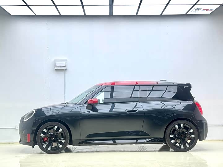 Mini Cooper JCW 2025 2025款 JOHN COOPER WORKS