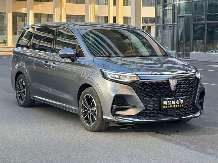 Roewe iMax 8 2022 2022款 400TGI 尊荣版