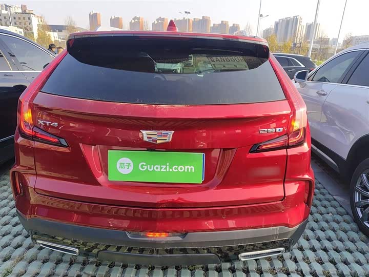 Cadillac XT4 2024 2024款 28T 两驱豪华型