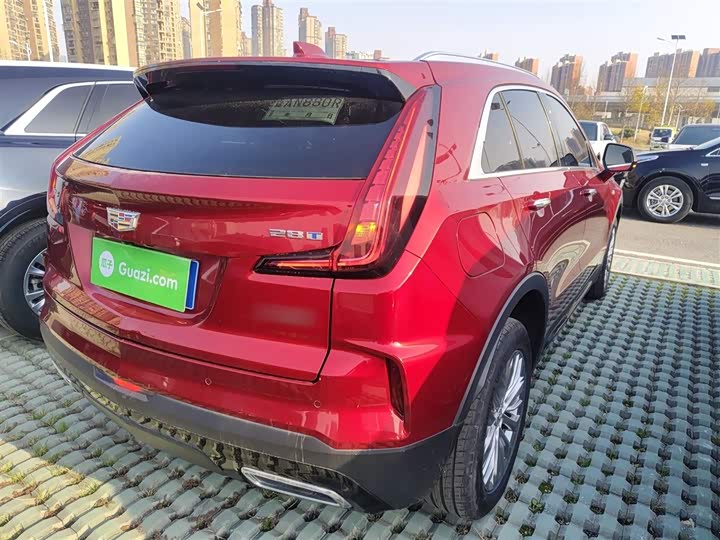 Cadillac XT4 2024 2024款 28T 两驱豪华型