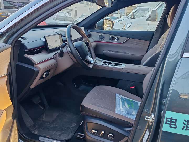 Chery Fulwin T8 2025 2025款 1.5T 130km 尊享版 5座