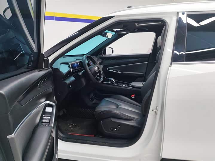 Geely Atlas 2023 2023款 博越COOL 1.5TD 智慧型