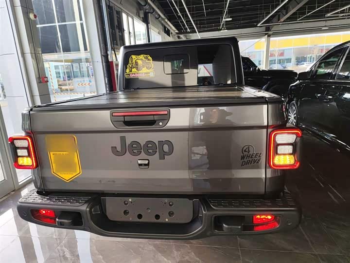 Jeep Gladiator 2022 2022款 3.6L 先行版