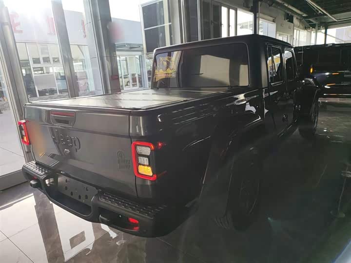 Jeep Gladiator 2022 2022款 3.6L 先行版