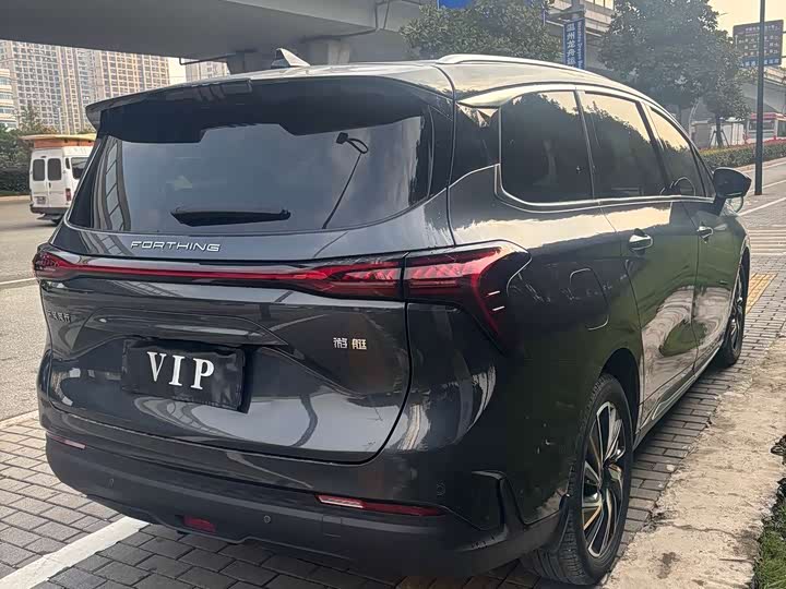 Dongfeng Forthing Yacht 2022 2022款 1.5T DCT逐浪版