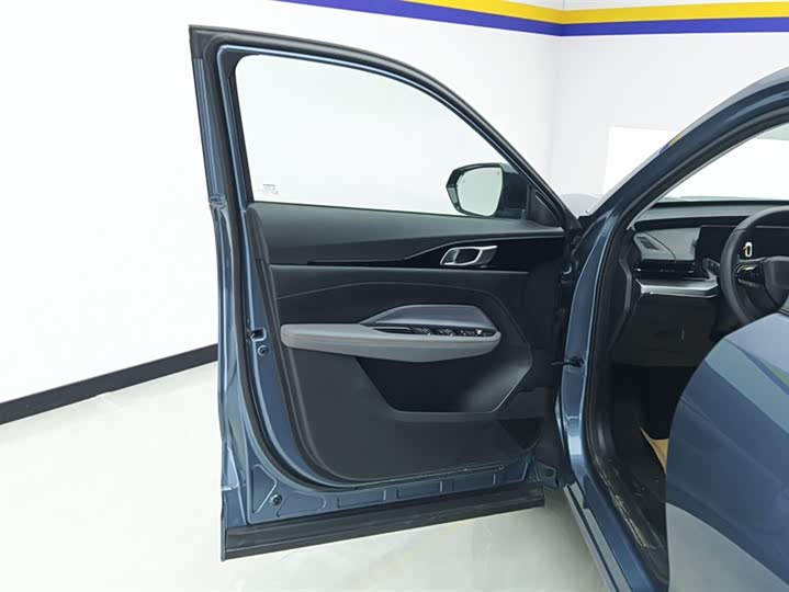 Changan Oshan Z6 2023 2023款 蓝鲸 1.5T DCT智领型城市版