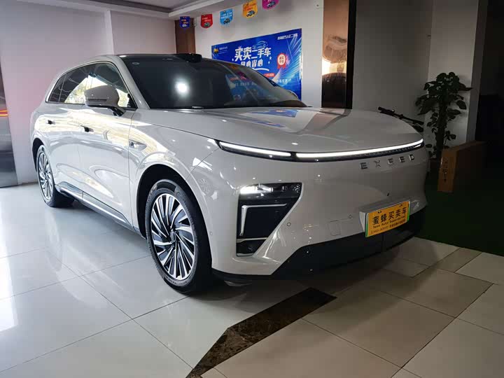 Exeed Sterra ET 2024 2024款 增程 240 Ultra四驱