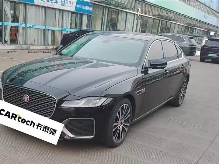 Jaguar XF L 2024 2024款 2.0T P250 两驱尊享豪华版