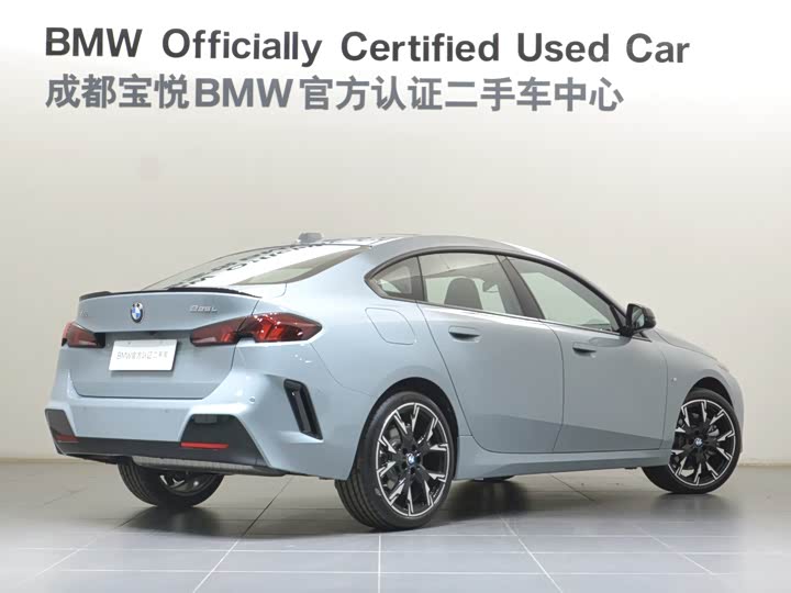 BMW 2 Series 2025 2025款 225L M运动曜夜套装