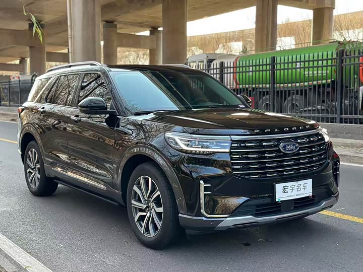 Ford Explorer 2023 2023款 EcoBoost 285 四驱钛金版 7座