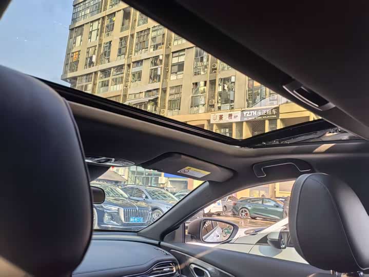 GAC Trumpchi Empow R 2025 2025款 270T DCT 影豹R-Style劲享版