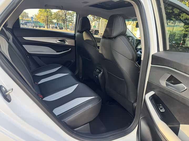 Geely Binrui 2024 2024款 缤瑞COOL 1.5T DCT冠军版