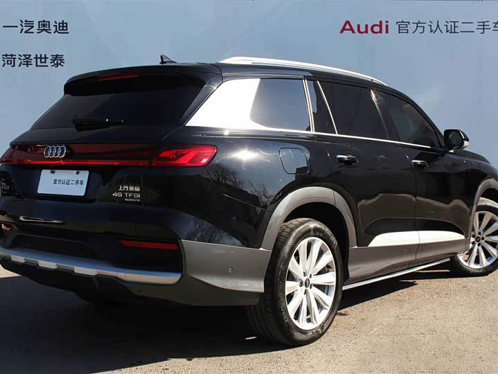 Audi Q6 2024 2024款 45 TFSI quattro 齐云型 羽林套装 6座