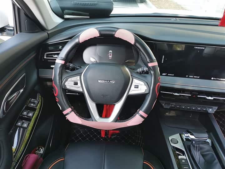 Changan Oshan X7 Plus 2022 2022款 1.5T 蓝鲸版自动尊贵型 7座