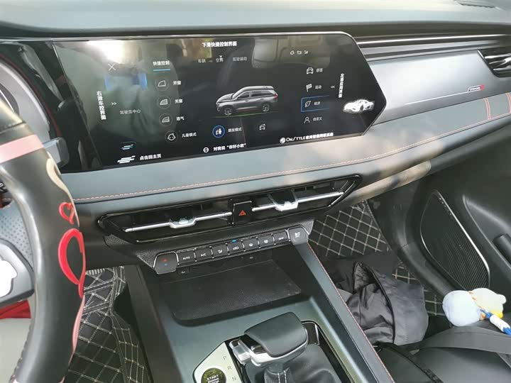 Changan Oshan X7 Plus 2022 2022款 1.5T 蓝鲸版自动尊贵型 7座