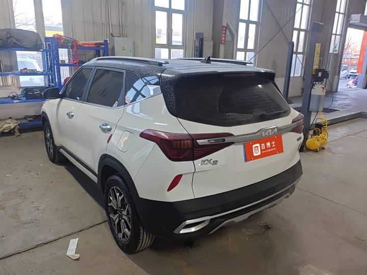 Kia KX3 2021 2021款 1.5L CVT潮流版