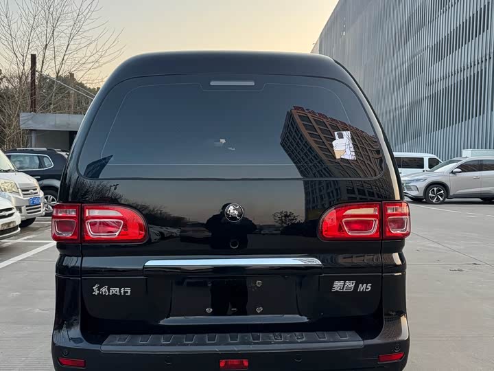 Dongfeng Forthing Lingzhi M5 2023 2023款 M5L 1.6L 舒适型 7座