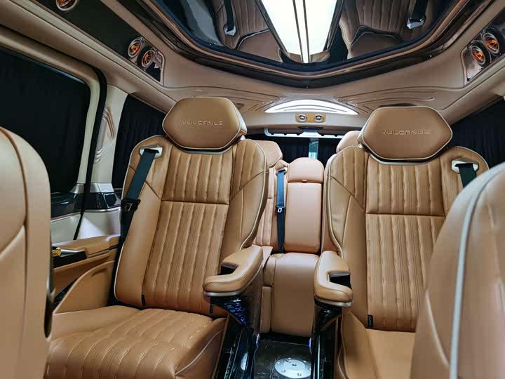 Mercedes-Benz V-Class 2022 2022款 V 260 L 长轴距豪华版