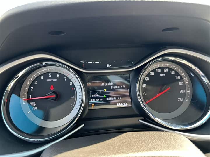 Chevrolet Orlando 2020 2020款 轻混 Redline 530T 自动纵享版（5+2款）