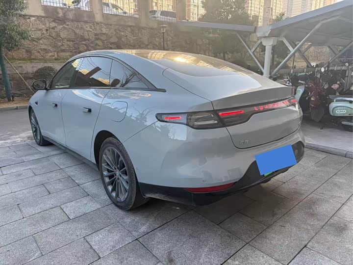 Leapmotor C01 2024 2024款 增程 316尊享版