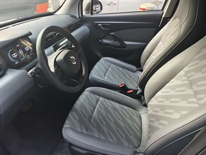 Leapmotor T03 2025 2025款 310舒享版